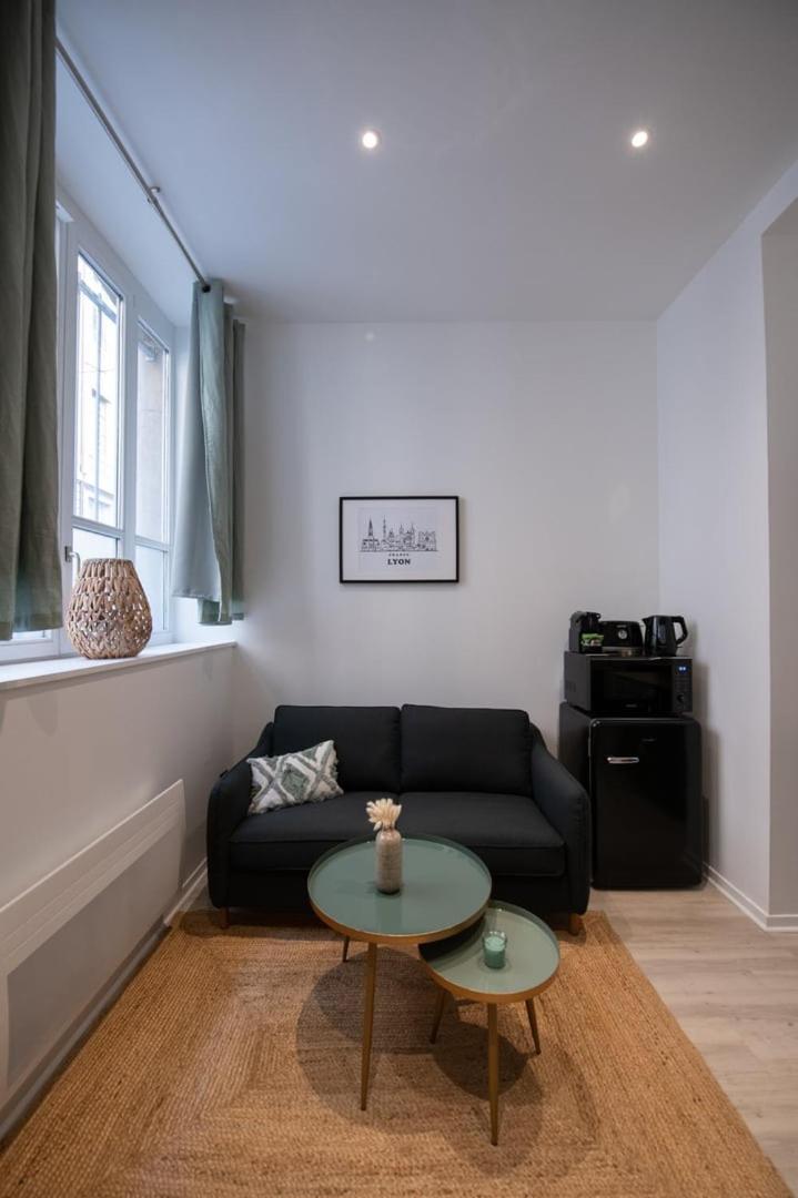 La suite Opéra - RDC - Joli studio refait à neuf Hôtel de Ville Lyon Exterior foto